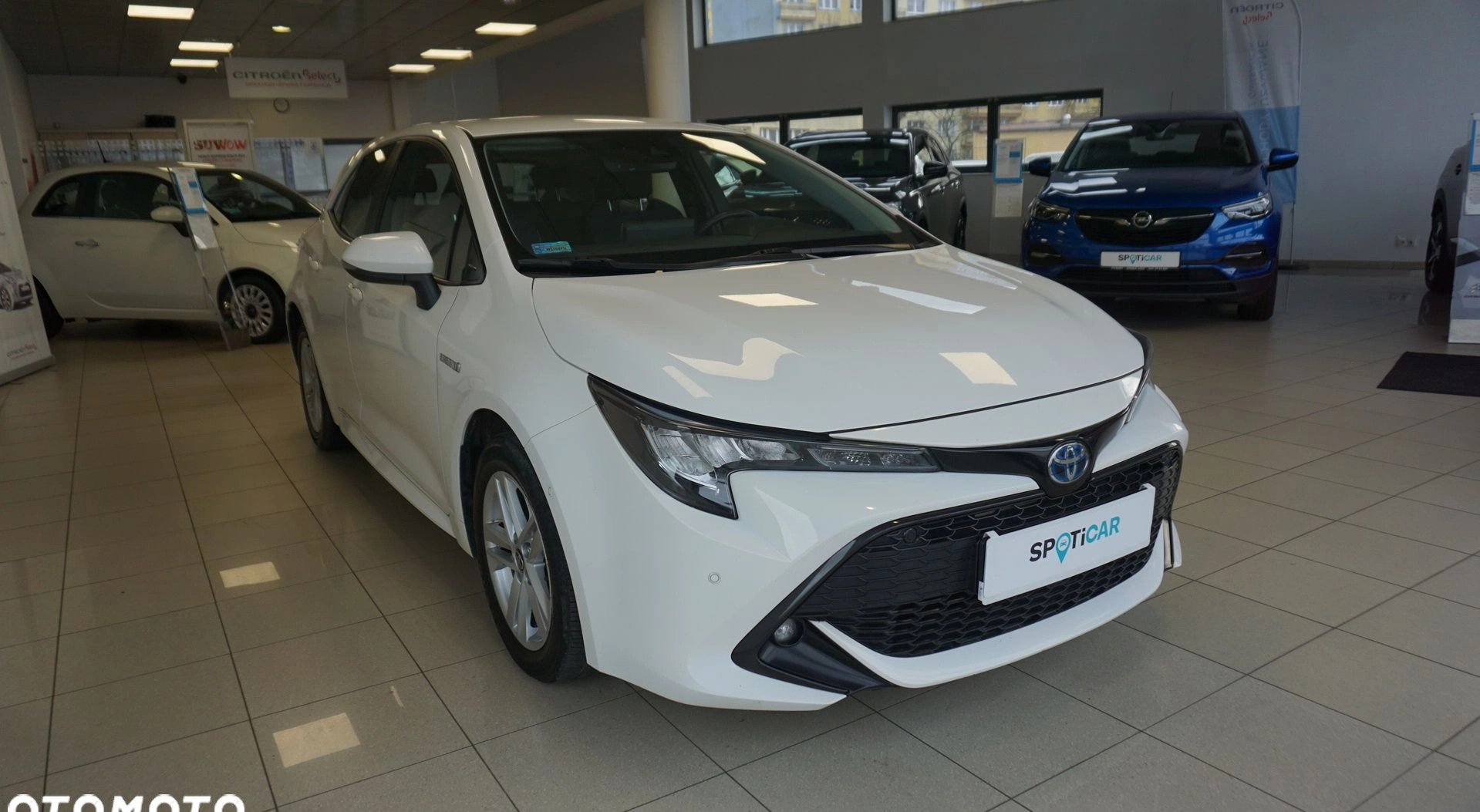 Toyota Corolla cena 86900 przebieg: 77236, rok produkcji 2020 z Frombork małe 497